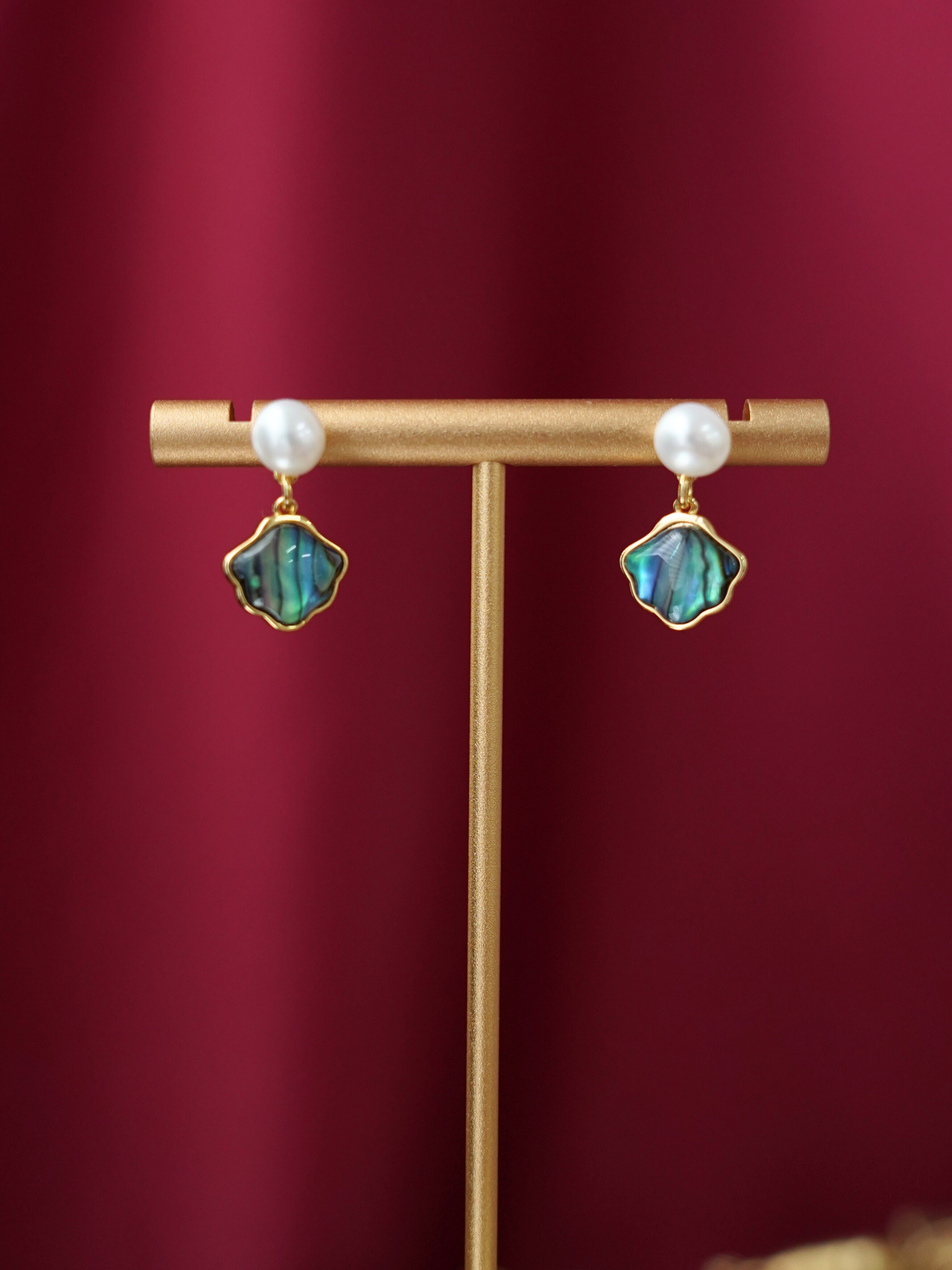 EA0018GR Earrings Dangle Abalone Shell Freshwater Pearl 18K Gold Pleated