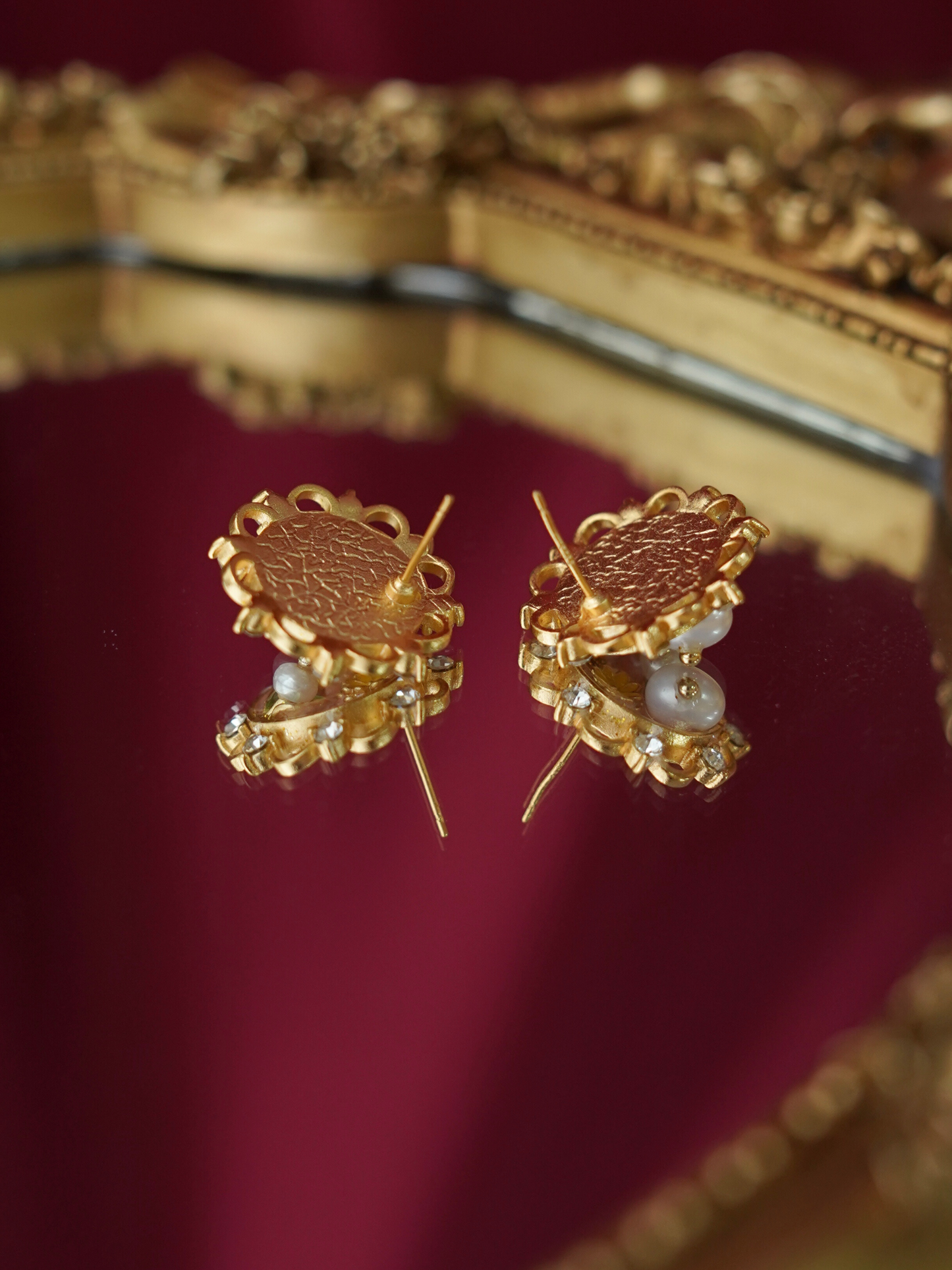 EA0034PK Earrings Dangle Freshwater Pearl Enamel 18K Gold Pleated