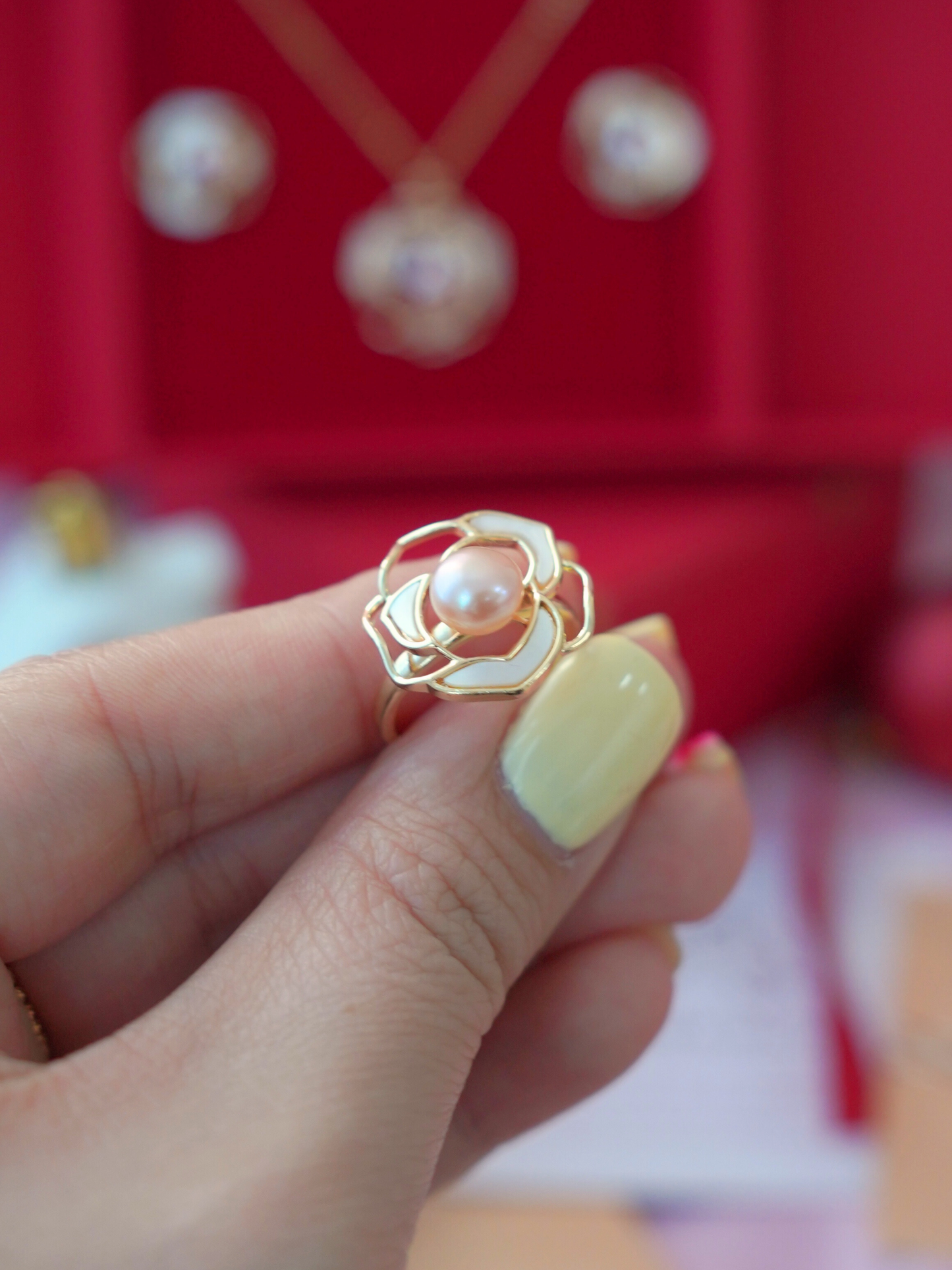 SET0008MX 3 in 1 Flower Fresh Water Pearl Gift Set