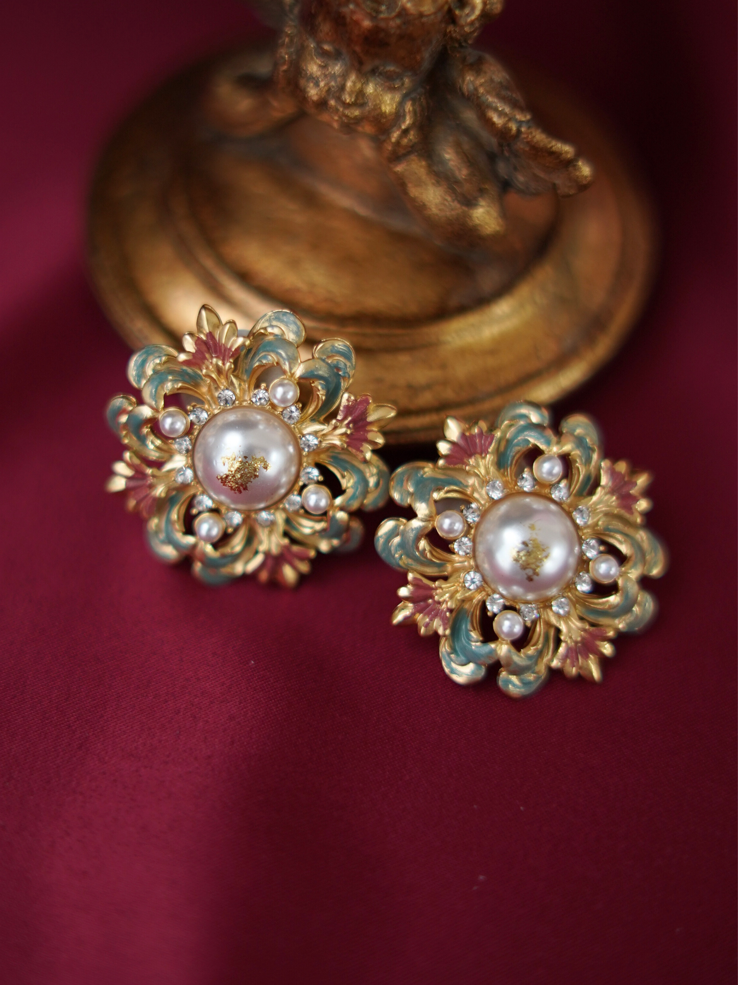 EA0027MX Earrings Freshwater Pearl Enamel 18K Gold Pleated