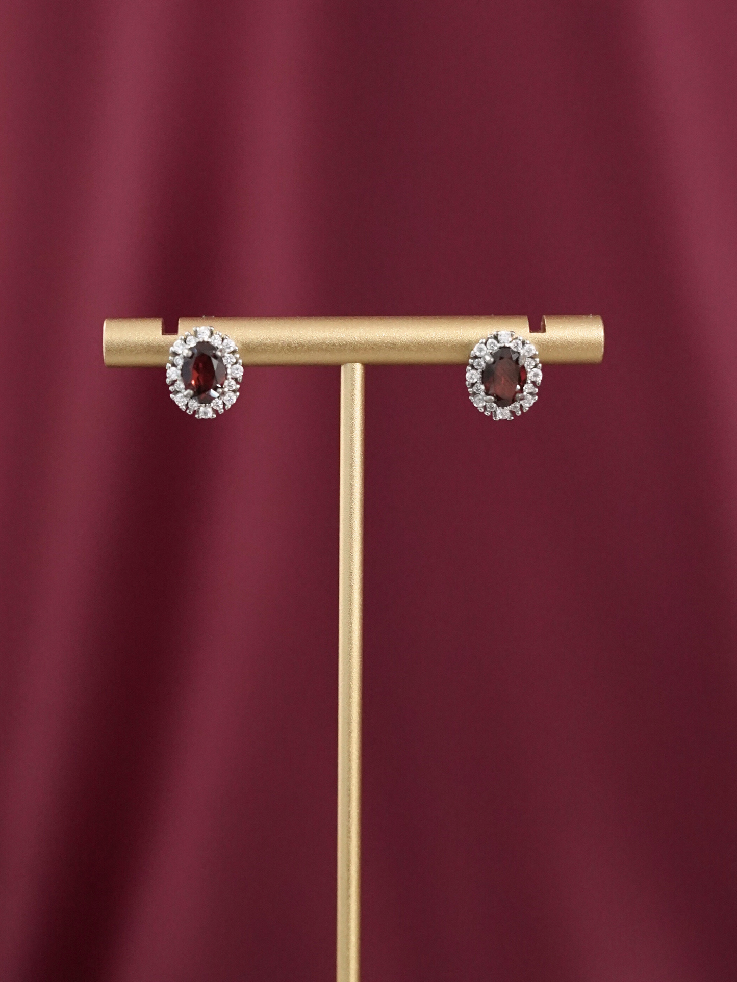 KEA002RD High Grade Garnet Crystal S925 Silver Earrings